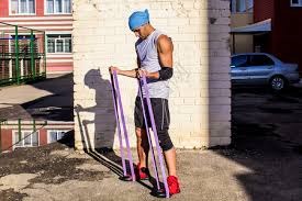 浅谈湖人交易截止日前引援人选：狄龙、罗威，还是赫伯特-琼斯？